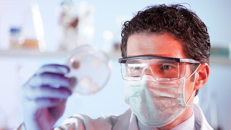 【虎嗅早报】意大利等国去年废水中检出新冠病毒;第一颗原子弹的功臣王明健逝世